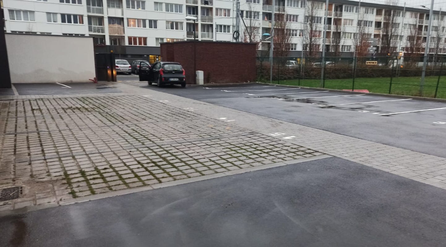 Lesquin - Parking et espaces verts